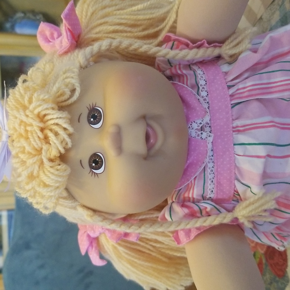 Cabbage patch kids 2004 yarn girl